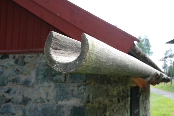 Wooden Gutter Repair in Glendale