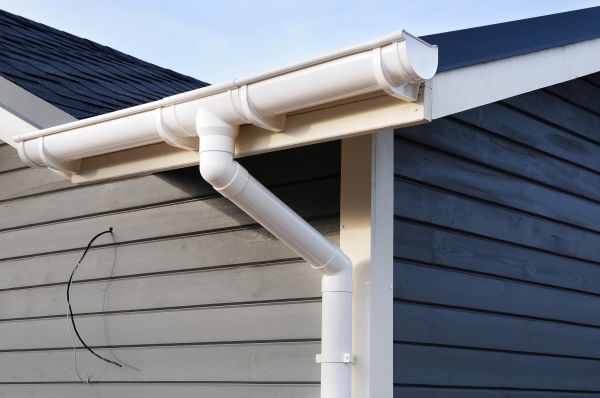 PVC Rain Gutter Installation in Glendale