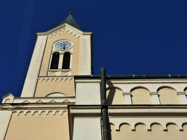 Church Gutter Installation in Glendale