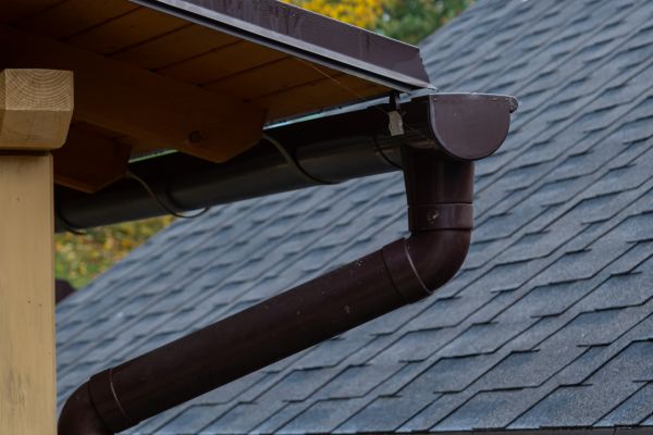 Gutter Drainage System Repair in Glendale